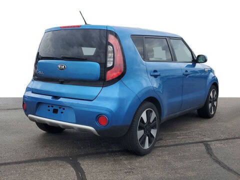 2017 Kia Soul +