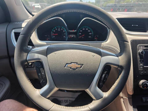 2017 Chevrolet Traverse LT