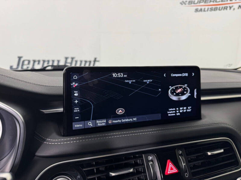 2023 Genesis G70