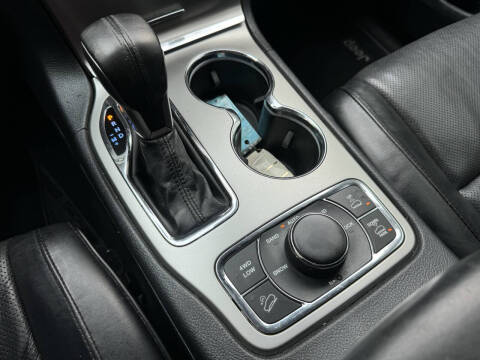 2017 Jeep Grand Cherokee Summit