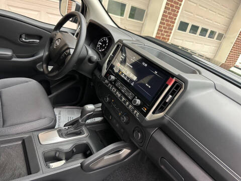 2025 Nissan Frontier SV