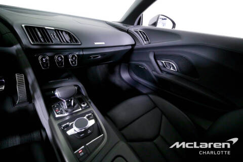 2022 Audi R8 5.2 V10 performance