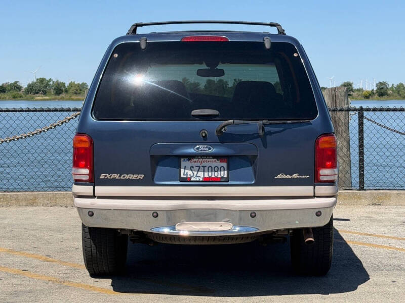 2001 Ford Explorer Eddie Bauer
