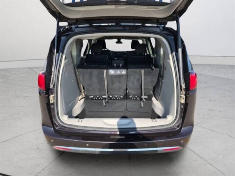 2019 Chrysler Pacifica Touring L