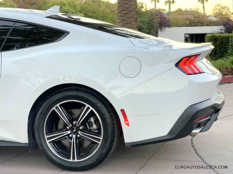 2024 Ford Mustang EcoBoost Premium