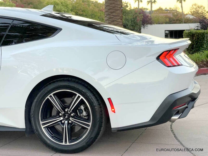 2024 Ford Mustang EcoBoost Premium