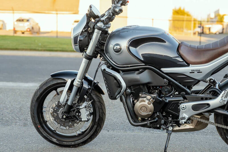 2023 QJMotor SRV550