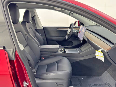 2024 Tesla Model Y Performance