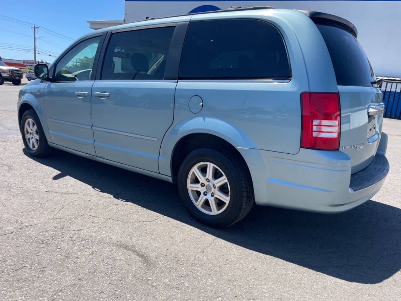 2008 Chrysler Town and Country for sale at Paradise Coach in Newberg, OR