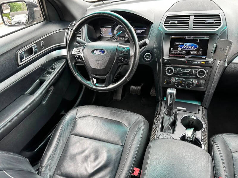 2016 Ford Explorer XLT