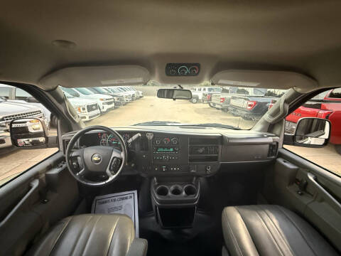 2023 Chevrolet Express LS 3500