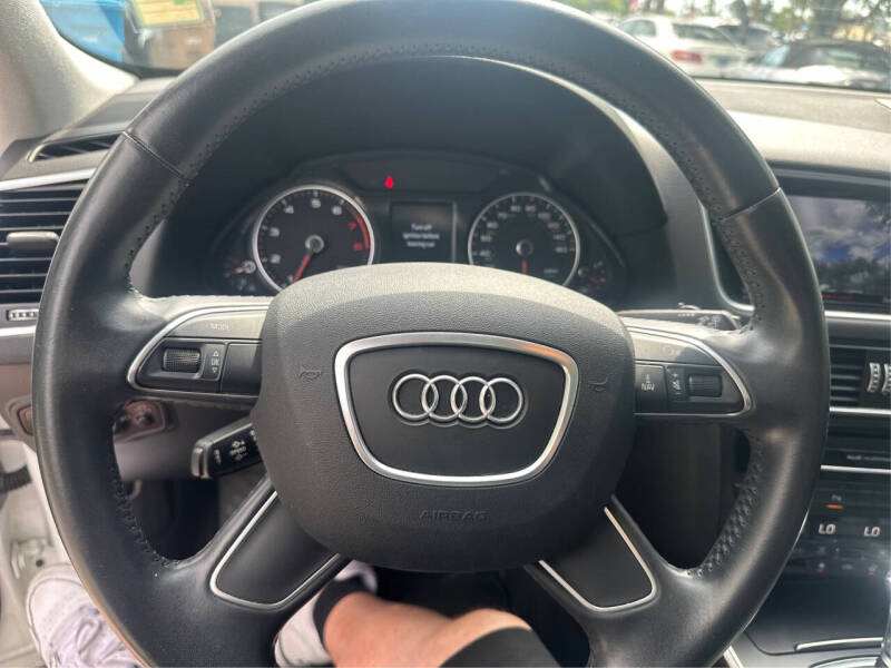 2015 Audi Q5 2.0T quattro Premium Plus