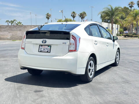 2013 Toyota Prius Two