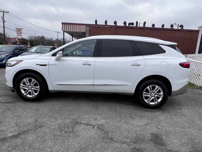 2020 Buick Enclave Essence