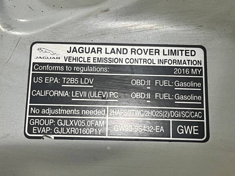 2016 Jaguar F-TYPE R