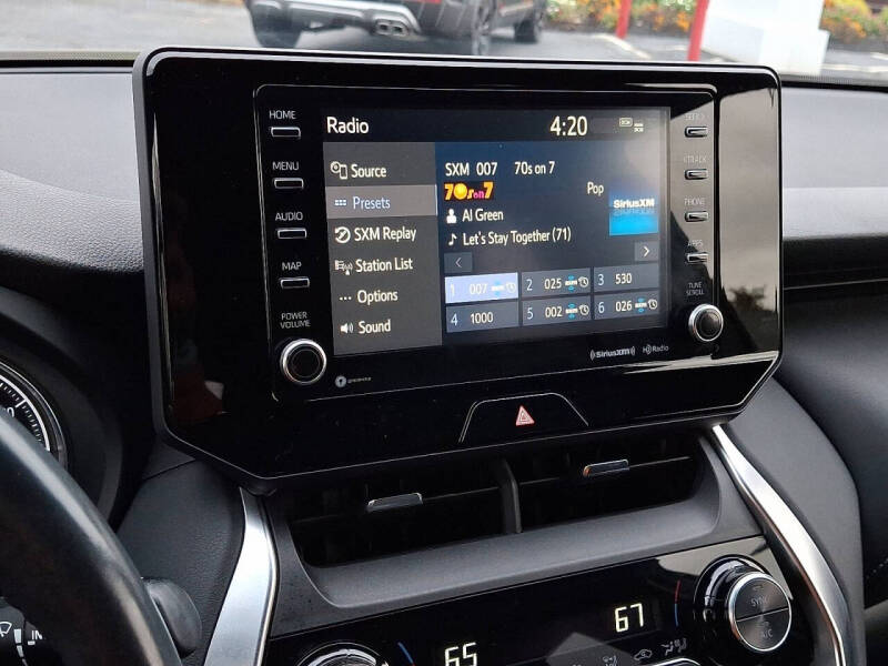 2022 Toyota Venza LE