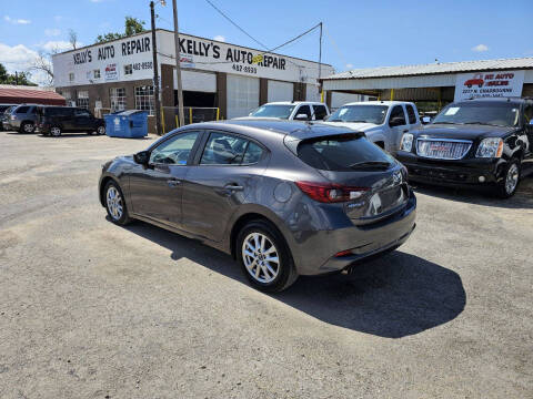 2018 Mazda MAZDA3 Sport