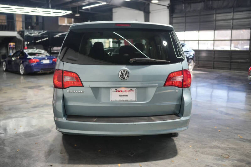 2009 Volkswagen Routan