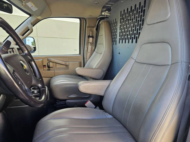 2021 Chevrolet Express 3500