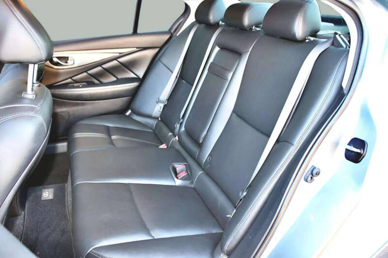 2014 Infiniti Q50 Premium