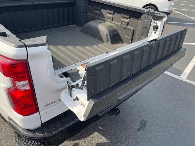 Used 2024 Chevrolet Silverado 1500 Work Truck with VIN 3GCPAAEK3RG367219 for sale in Wood River, IL