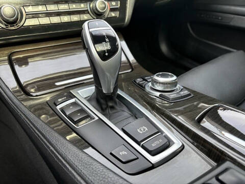 2011 BMW 5 Series 550i