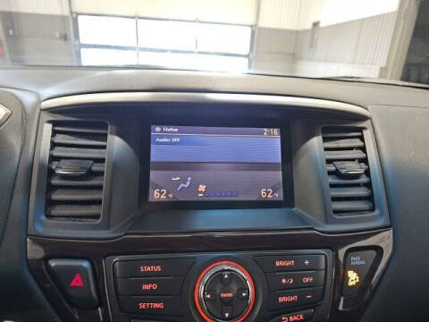 2015 Nissan Pathfinder SL