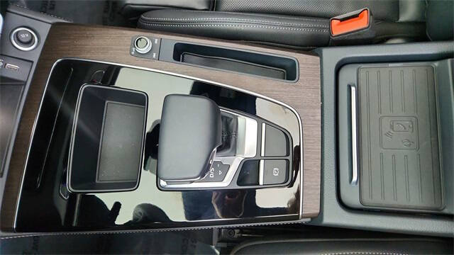 2024 Audi Q5 e quattro S line Prestg 55 TFSI