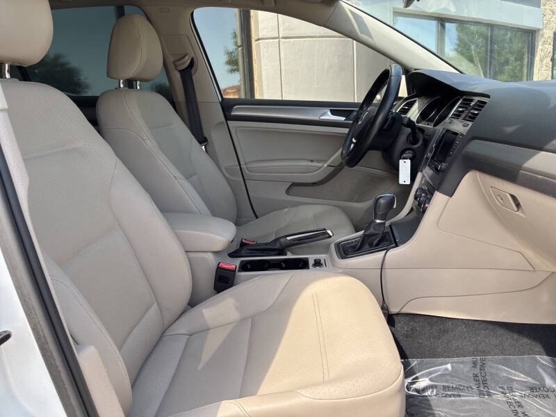 2015 Volkswagen Golf TSI SEL