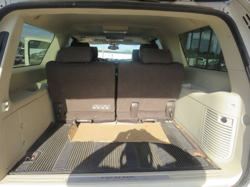 2011 Cadillac Escalade ESV Platinum Edition