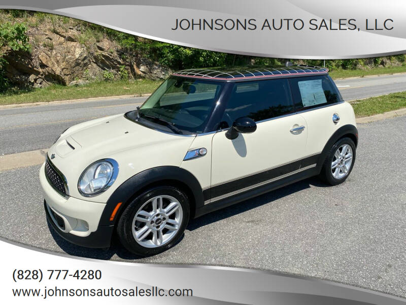 2013 MINI Hardtop for sale at Johnsons Auto Sales, LLC in Marshall NC