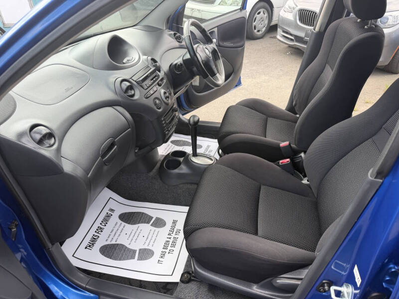 2000 Toyota Vitz