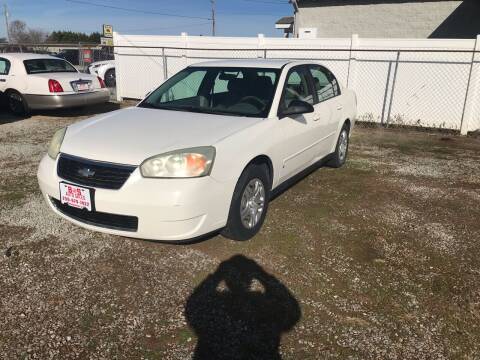 2006 Chevrolet Malibu for sale at B AND S AUTO SALES in Meridianville AL