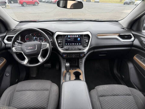 2017 GMC Acadia SLE-2