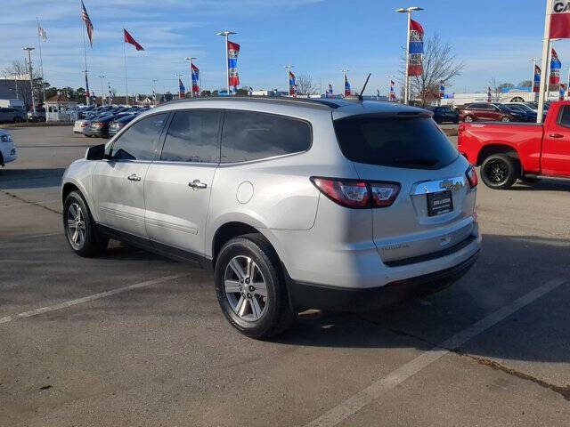 2017 Chevrolet Traverse LT