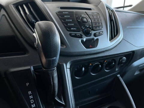 2017 Ford Transit