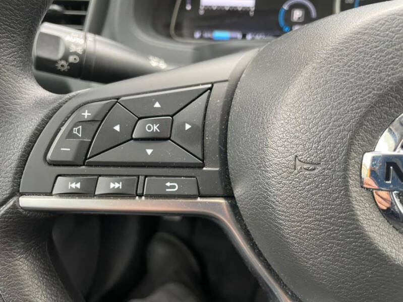 2022 Nissan LEAF S PLUS