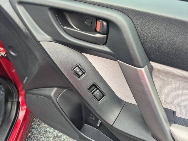2016 Subaru Forester 2.5i