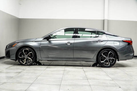 2023 Nissan Altima 2.5 SR