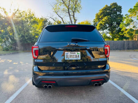 2018 Ford Explorer Sport