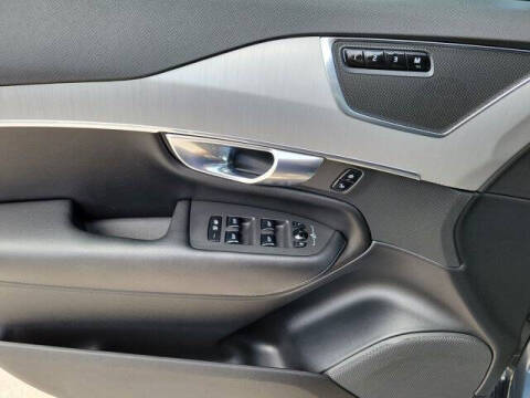 2023 Volvo XC90 B5 Core