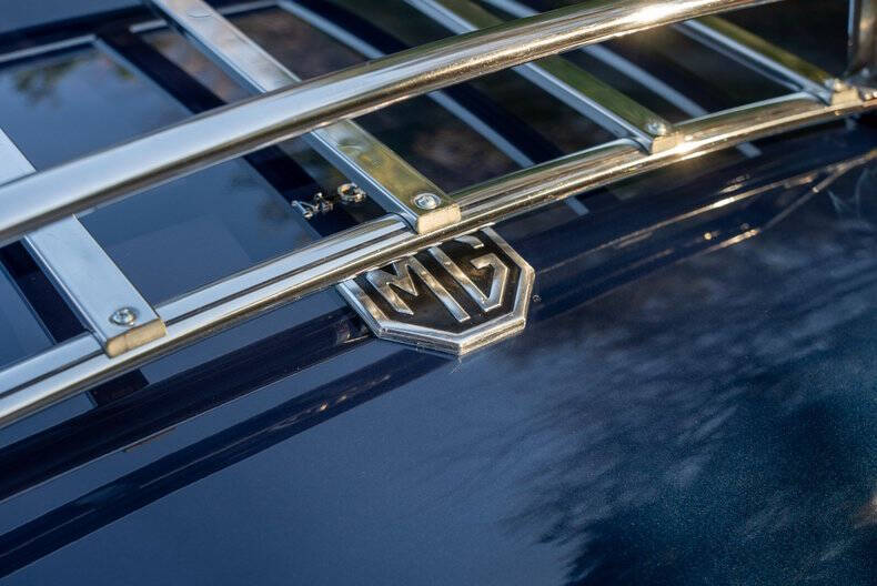 1973 MG B