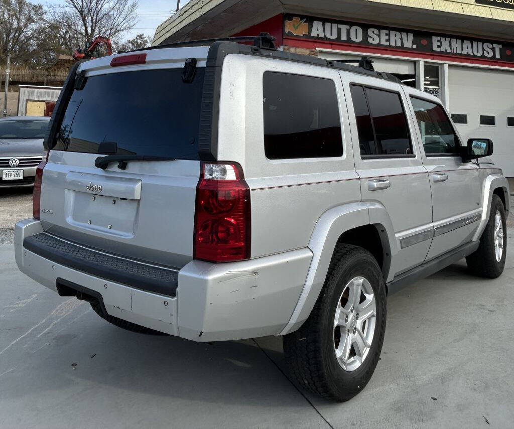 2006 Jeep Commander for sale at Lobos Auto Sales in Bellevue, NE