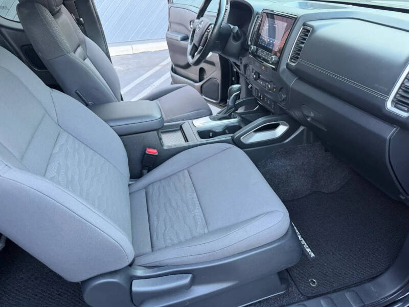 2023 Nissan Frontier