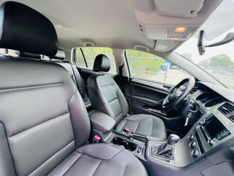 2015 Volkswagen Golf TDI S