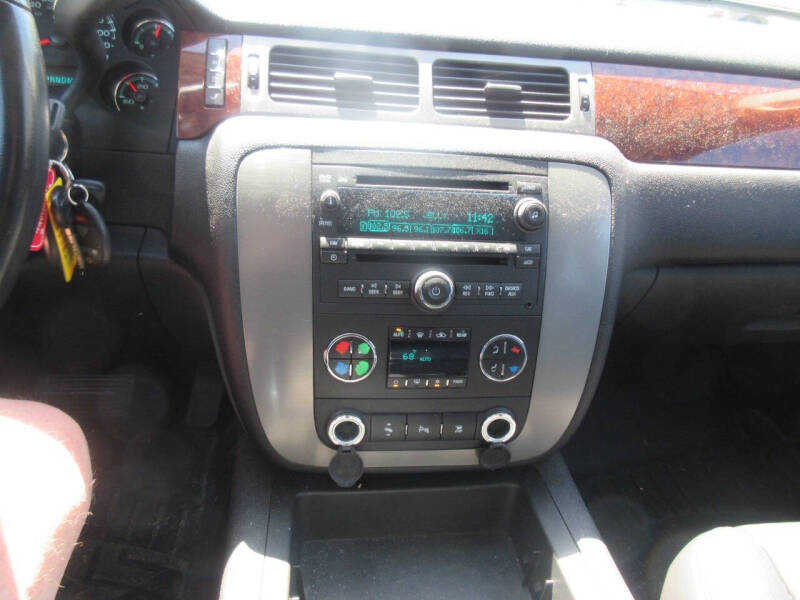 2010 GMC Yukon XL SLT