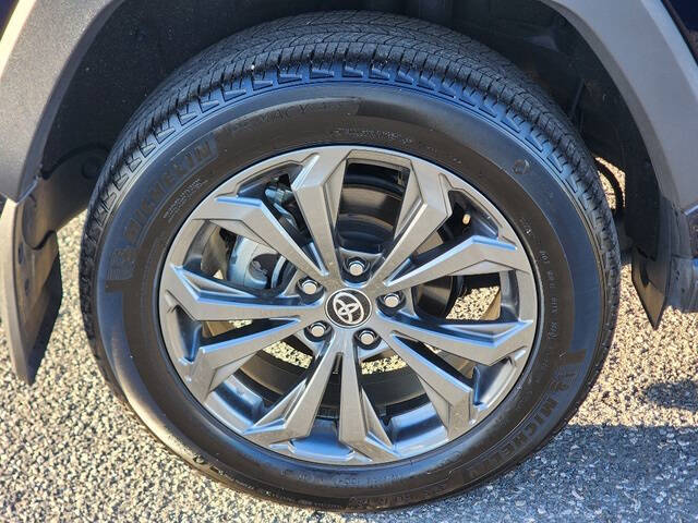 2024 Toyota RAV4 Hybrid XLE Premium