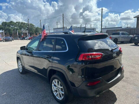 2018 Jeep Cherokee Latitude