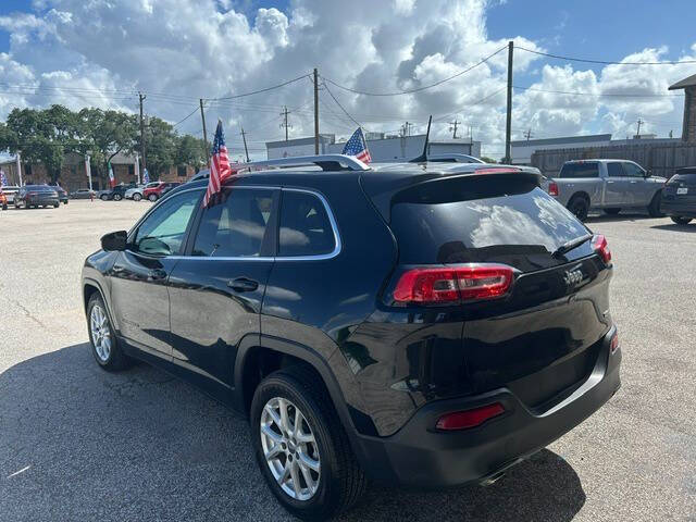 2018 Jeep Cherokee Latitude