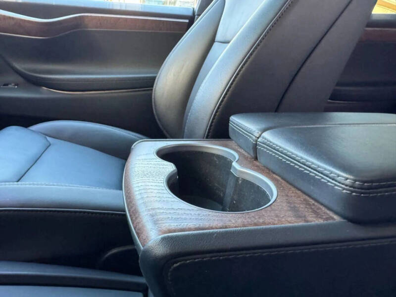 2020 Tesla Model X Long Range Plus